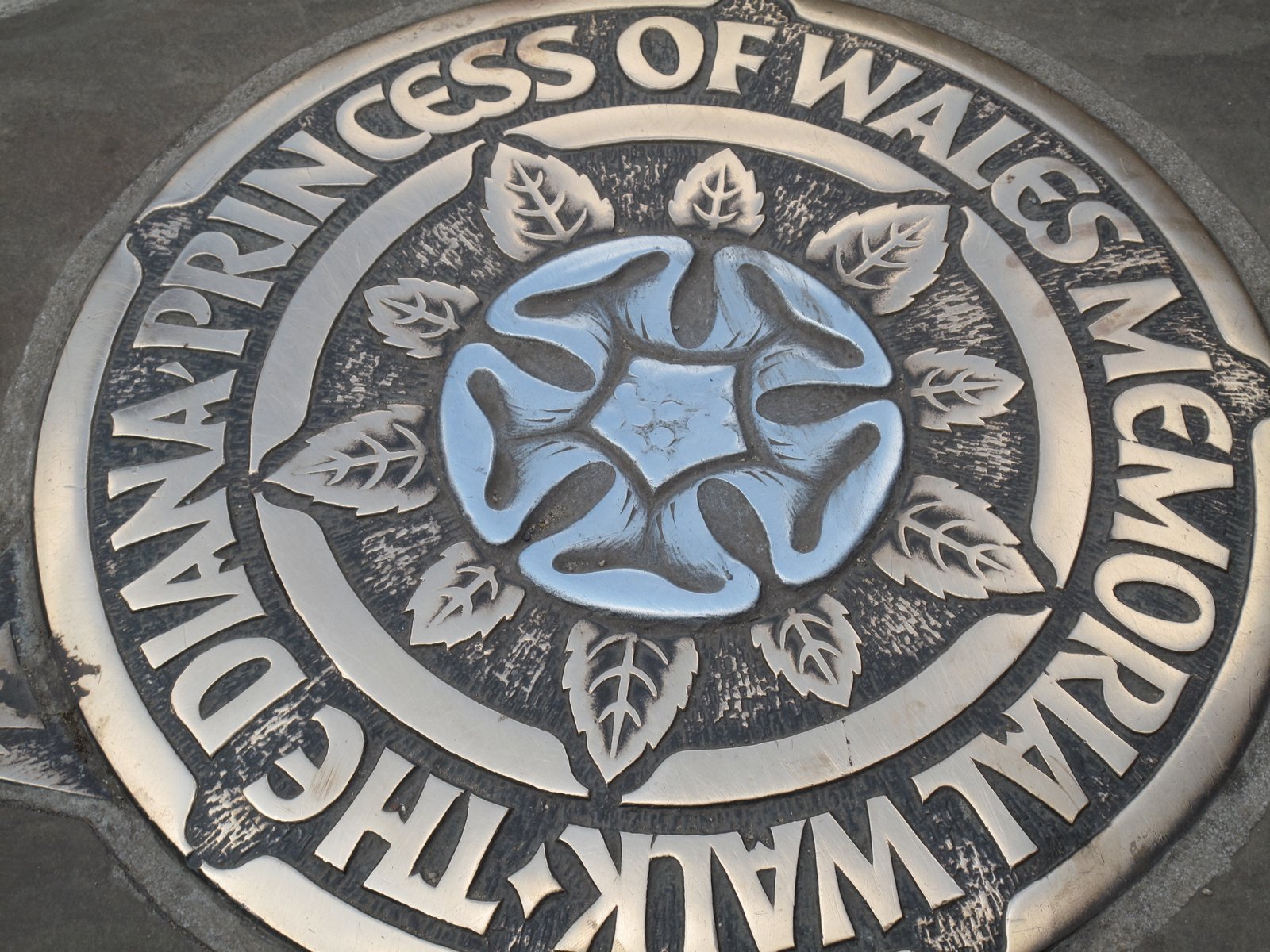 Diana, Princess Of Wales Memorial Walk 