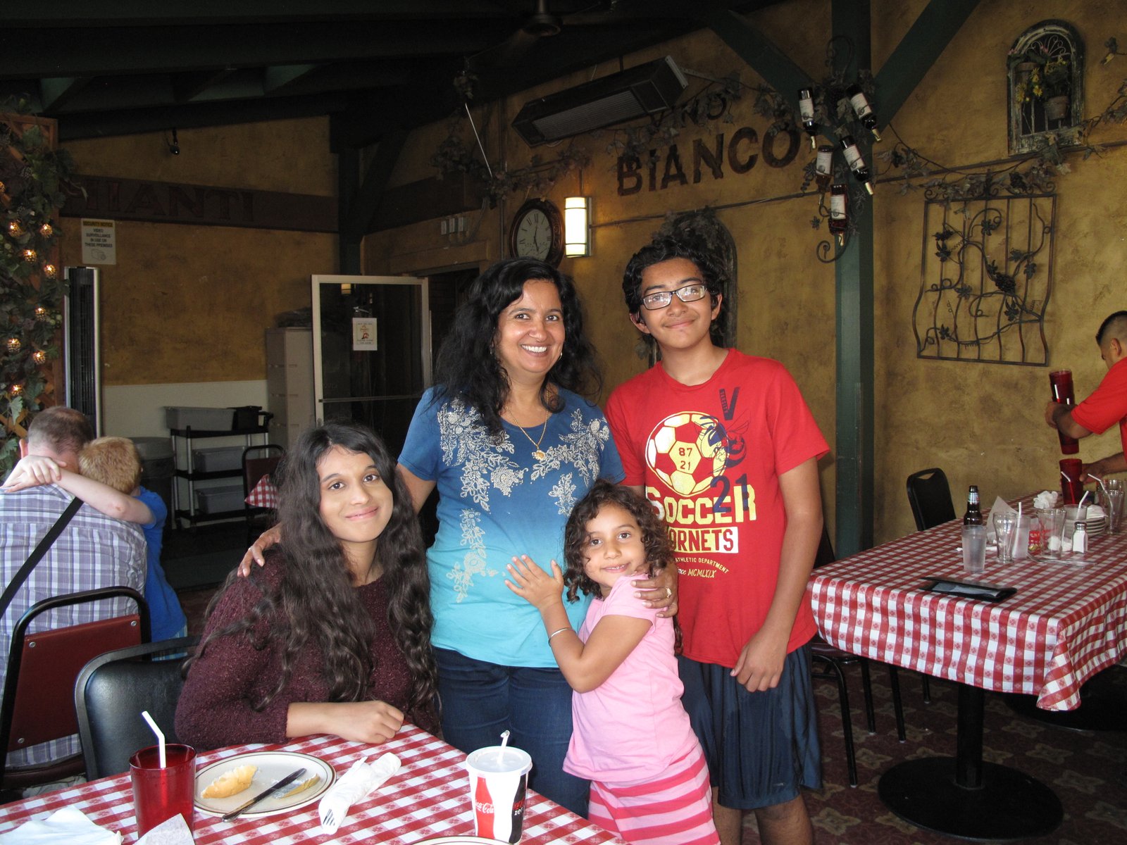 Filippi's Pizza Grotto, Little Italy